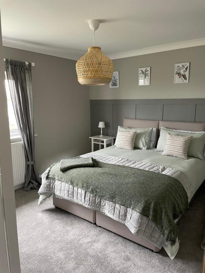 Lovely Flat Set In Parish Boundary Of Instow Apartment ภายนอก รูปภาพ