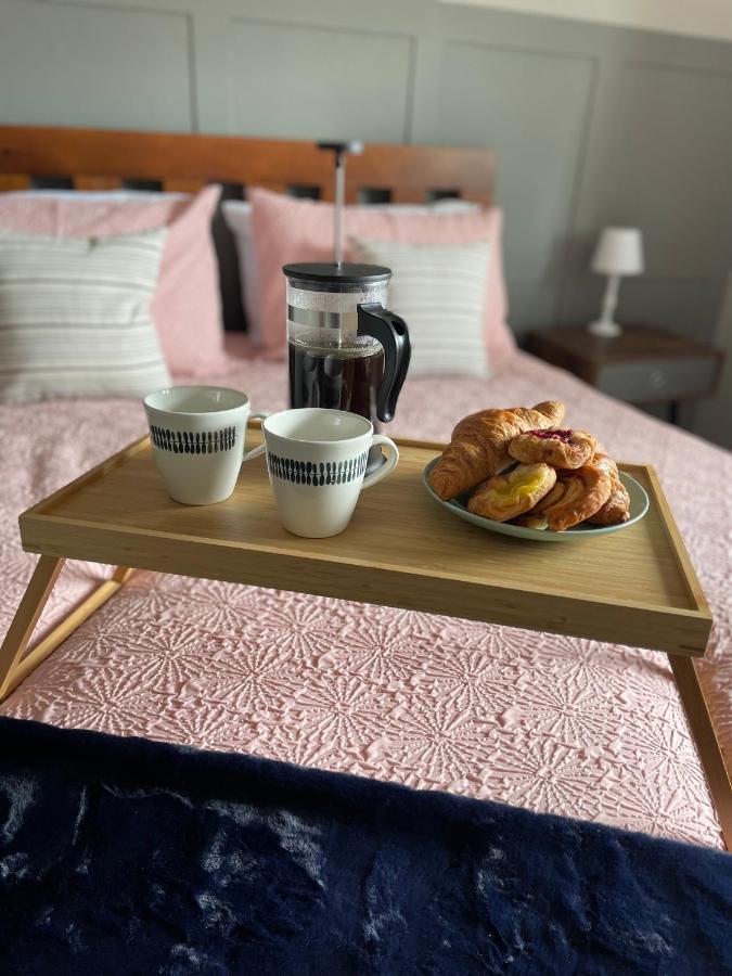 Lovely Flat Set In Parish Boundary Of Instow Apartment ภายนอก รูปภาพ